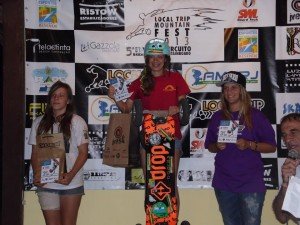 Maria Emilia, atleta Drop, foi destaque no Brasileiro de MountainBoard! 4 598857_522907927780076_974337288_n